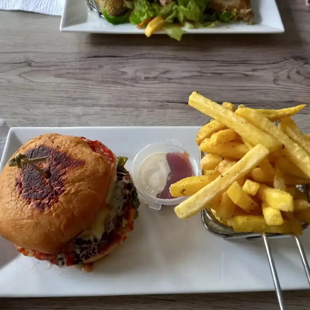 Naomi Patrick-Smith_Indulge_Lucia_review