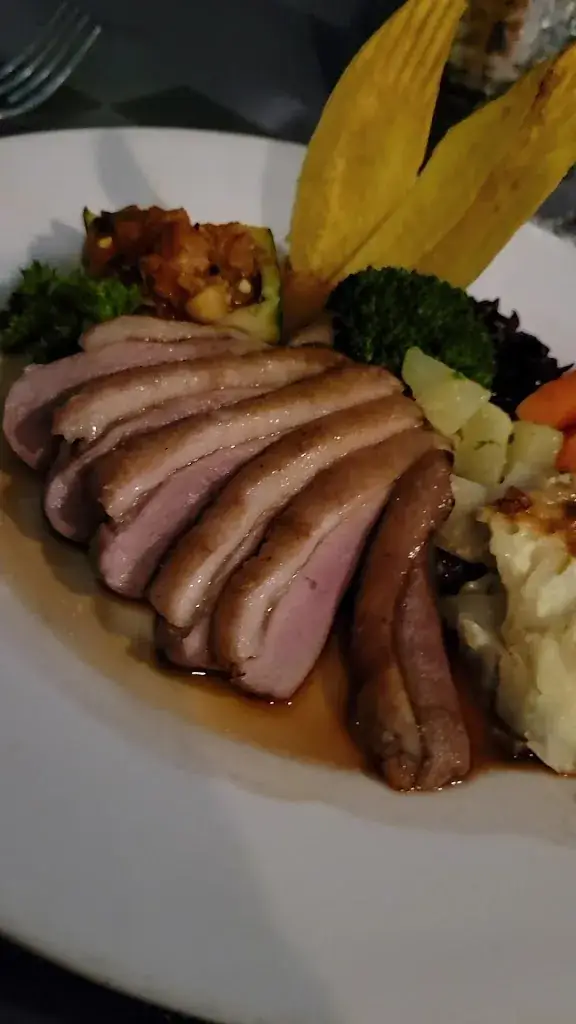 Jacques Waterfront Dining_Lucia_slider_image_2