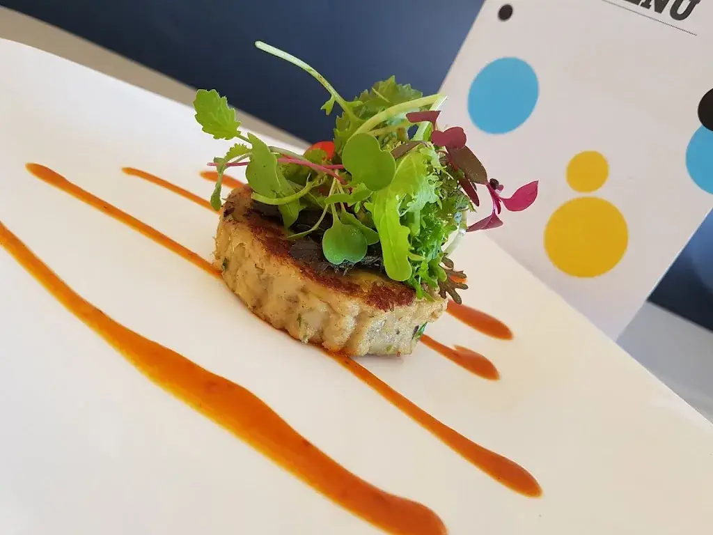 Matthew's Rooftop Restaurant_Lucia_slider_image_3