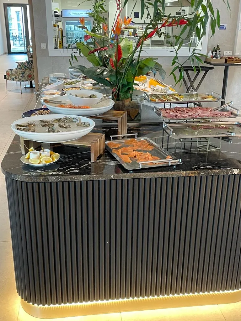 Menu_Les Oliviers - Restaurant Golden Tulip Hôtel_Limonest_image_3