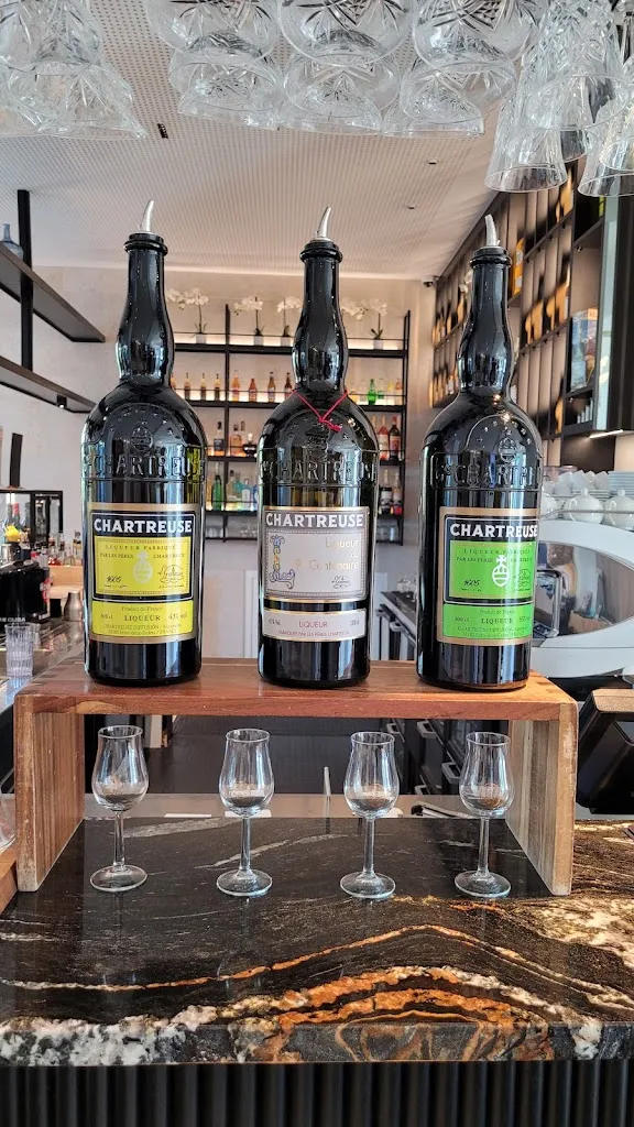 Raymond Wels_Les Oliviers - Restaurant Golden Tulip Hôtel_Limonest_review