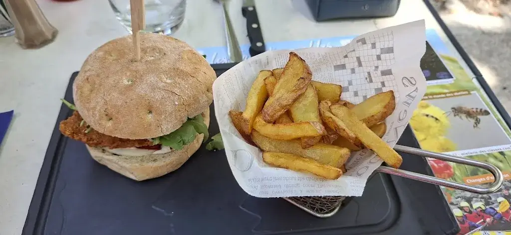 Cheng-Ming SUN_L'Escale_Villeneuve-Minervois_review