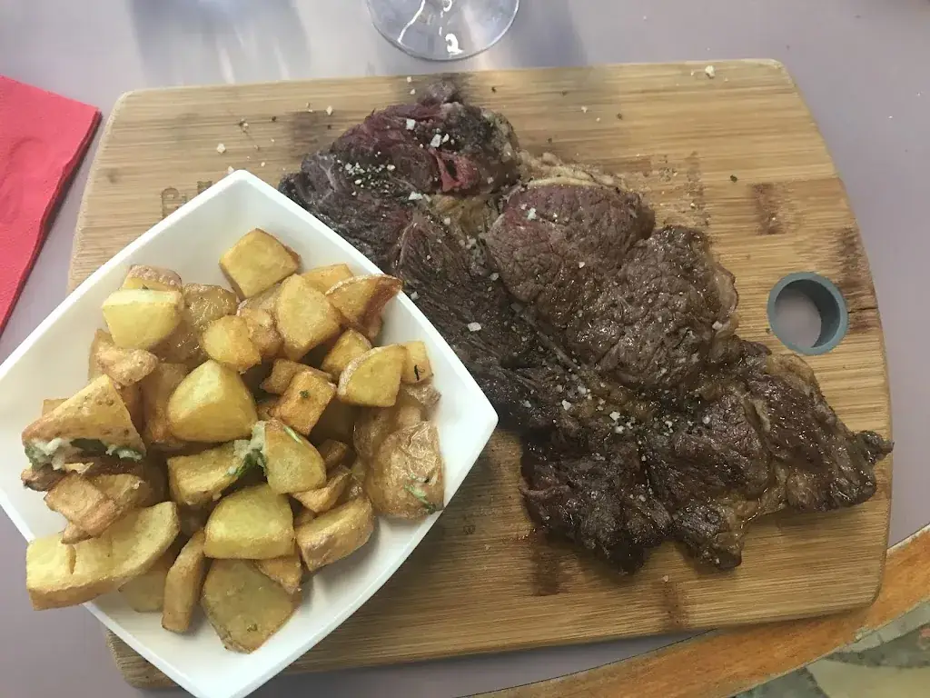 Soph Dyer_La Table des Vignerons_Trausse_review