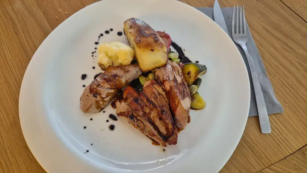 Stephanie Louis_La table d'Alice_Caussade_review