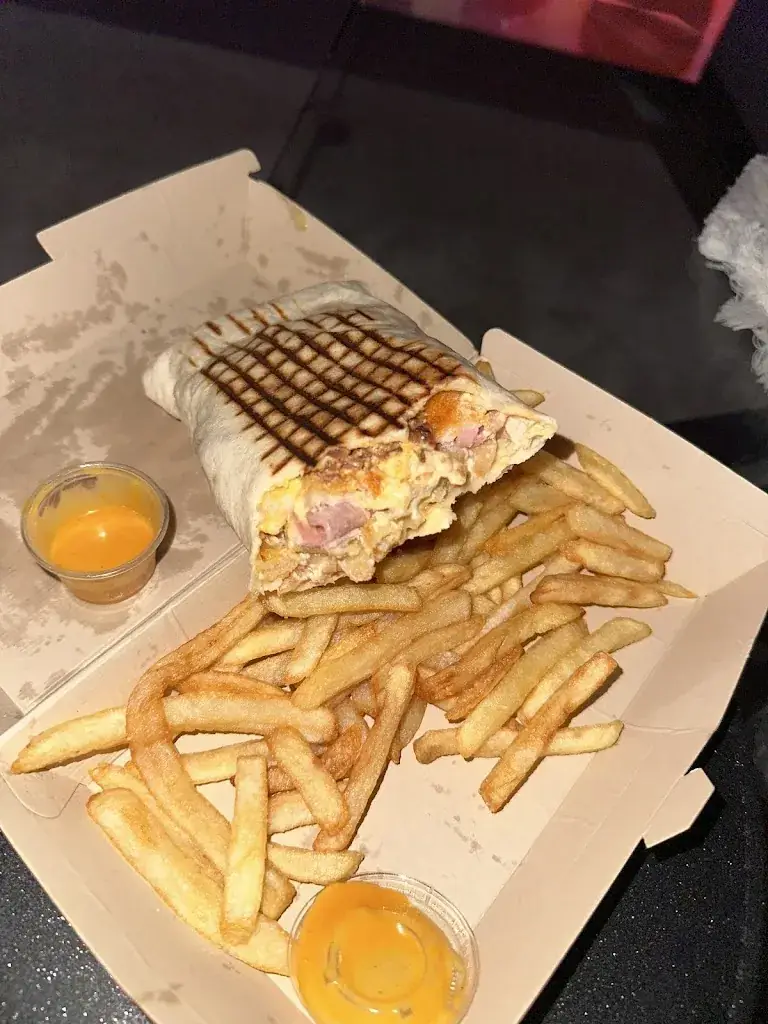 Mariana Cardoso_maya food_Castelsarrasin_review