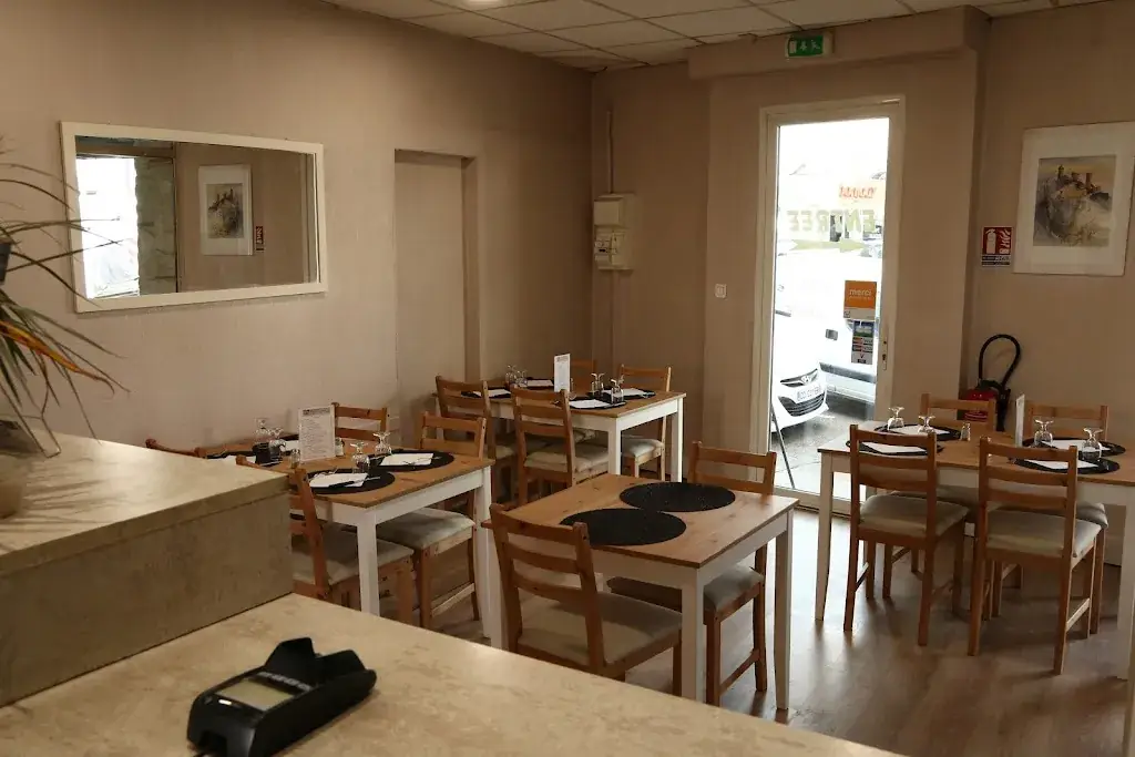 Pizza Peperoni_Castelsarrasin_slider_image_1