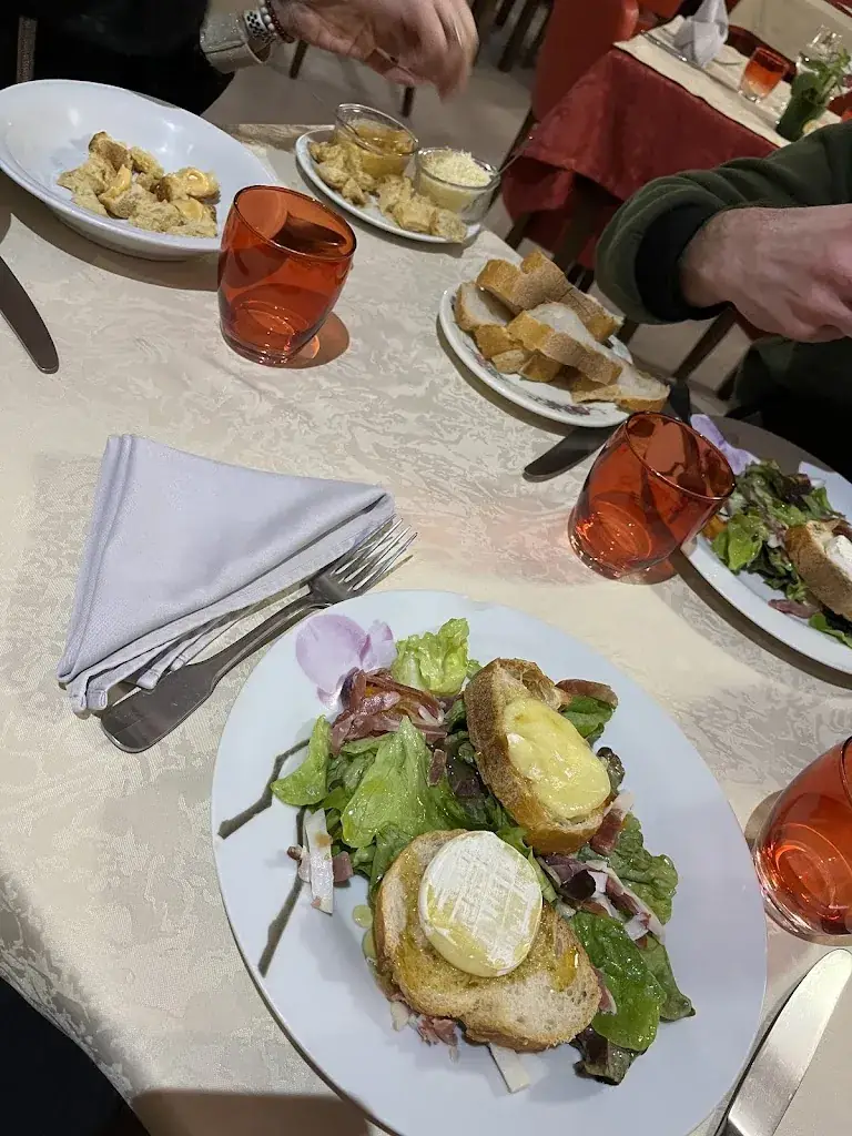 Marianne Deswarte_Le Saint Porquier_Saint-Porquier_review