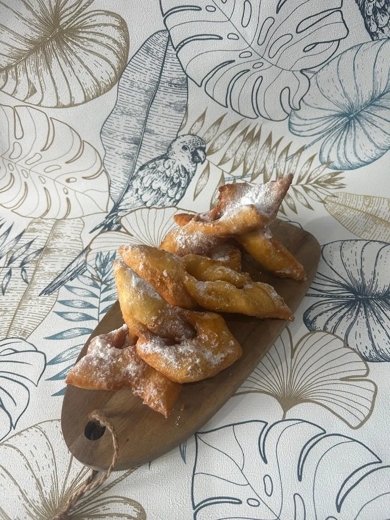 RESTAURANT HÔTEL DE LA PLACE_Loyettes_slider_image_2