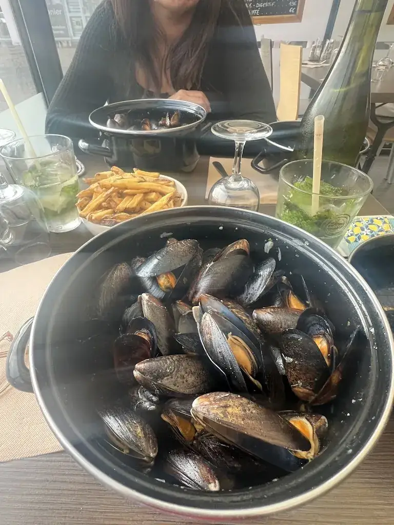 Aurélia Caurel_Les Arcades Restaurant_Loyettes_review