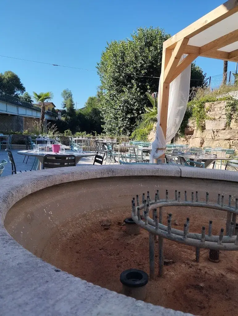 BVR PASCALE_Le Lion's - Resto & Club_Loyettes_review