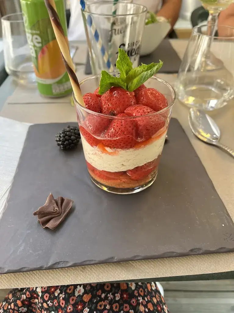 Elsa Raveau_Le refuge_Cauterets_review