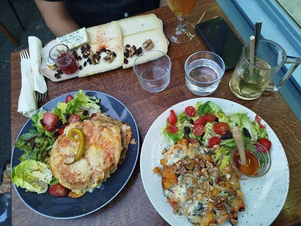 Nina_LA PIQUE LONGUE_Cauterets_review