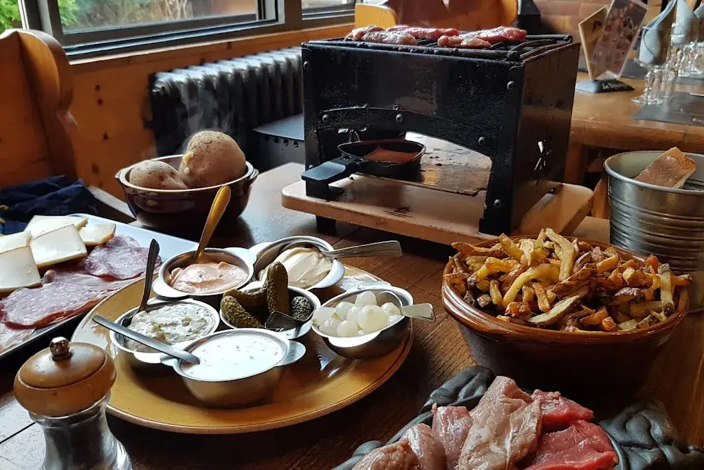 Le Brasero_Cauterets_slider_image_3