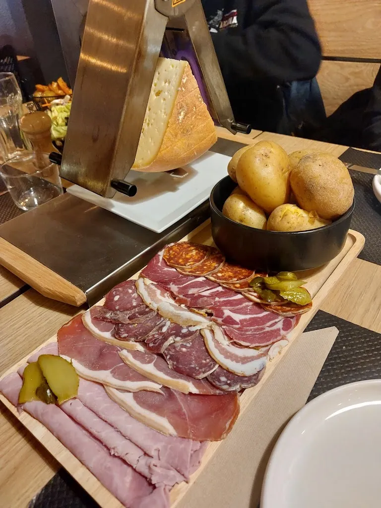 Menü_Montébello_Cauterets_Bild_1