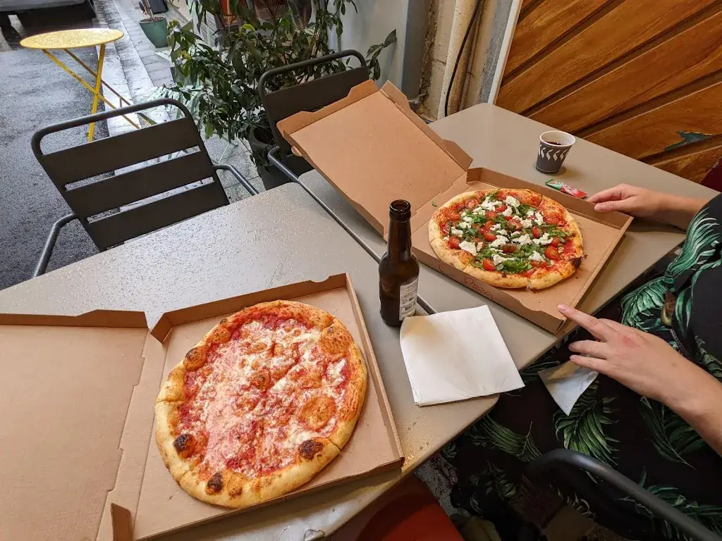 Sam H_La Halte_Cauterets_review