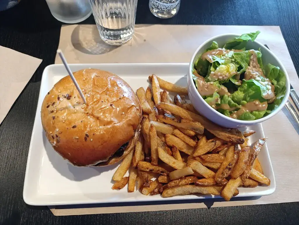 Julya_Beau et Bon Cazères_Cazères_review