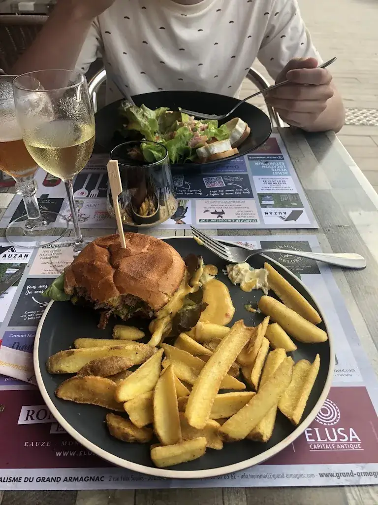 Tatjana M._PARYS_Cazaubon_review