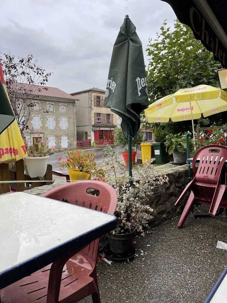 bar LE CHALET restaurant in Arlanc