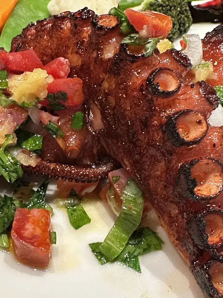 Melissa H_Lilie_Allues_review