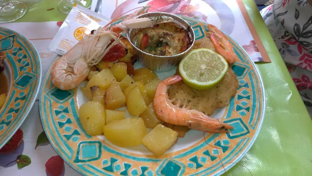 Claude HOARAU_Clos Saint Cricq_Parleboscq_review