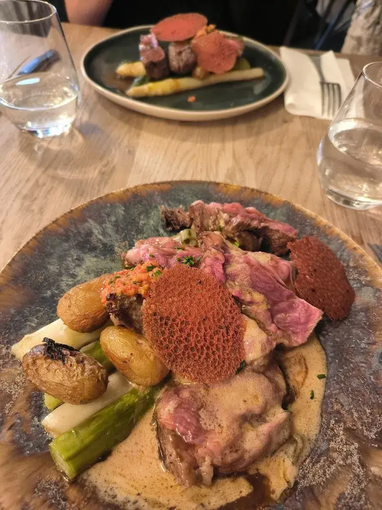 karine veyres_Le Kalo_Cazes-Mondenard_review