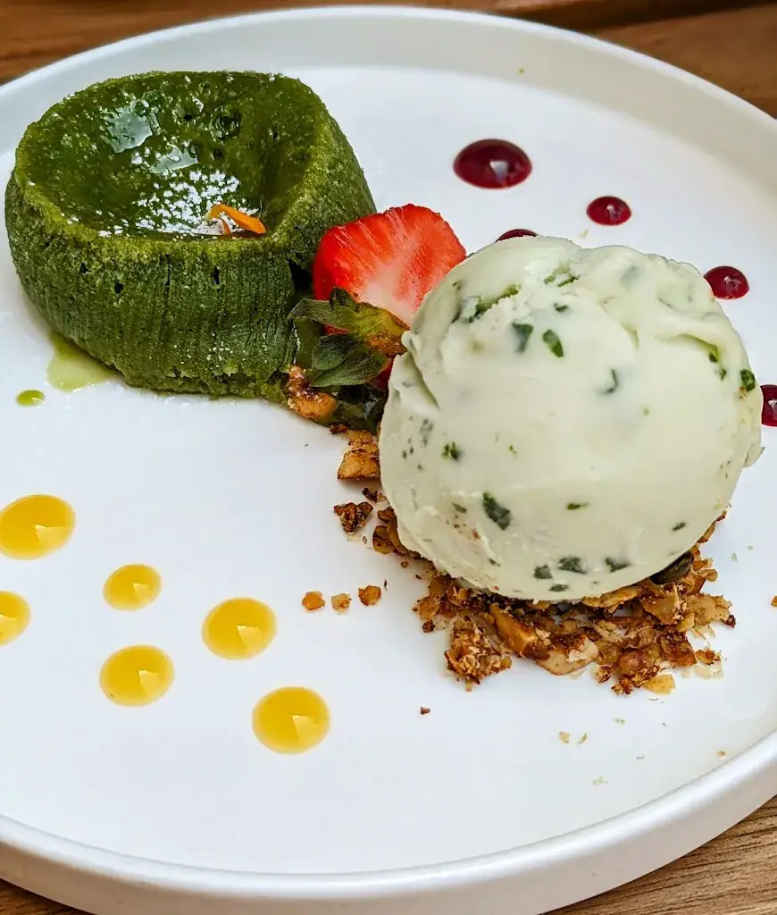 Giramondo_Caylus_slider_image_3