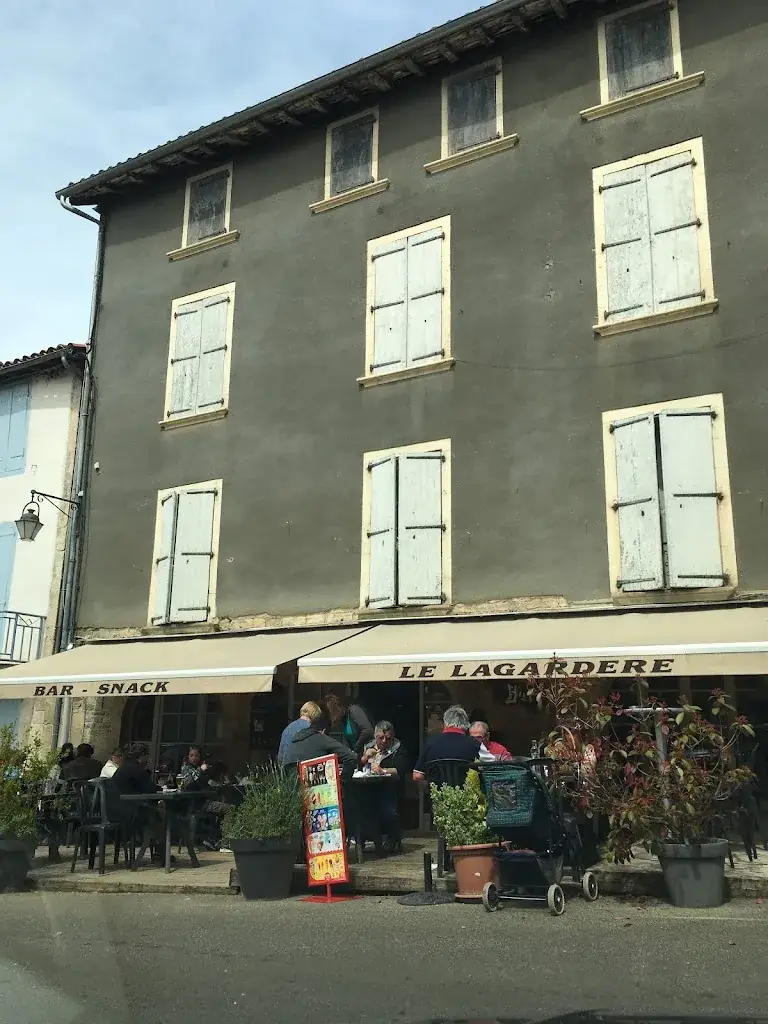 Brian Lynch_Le Lagardere_Caylus_review