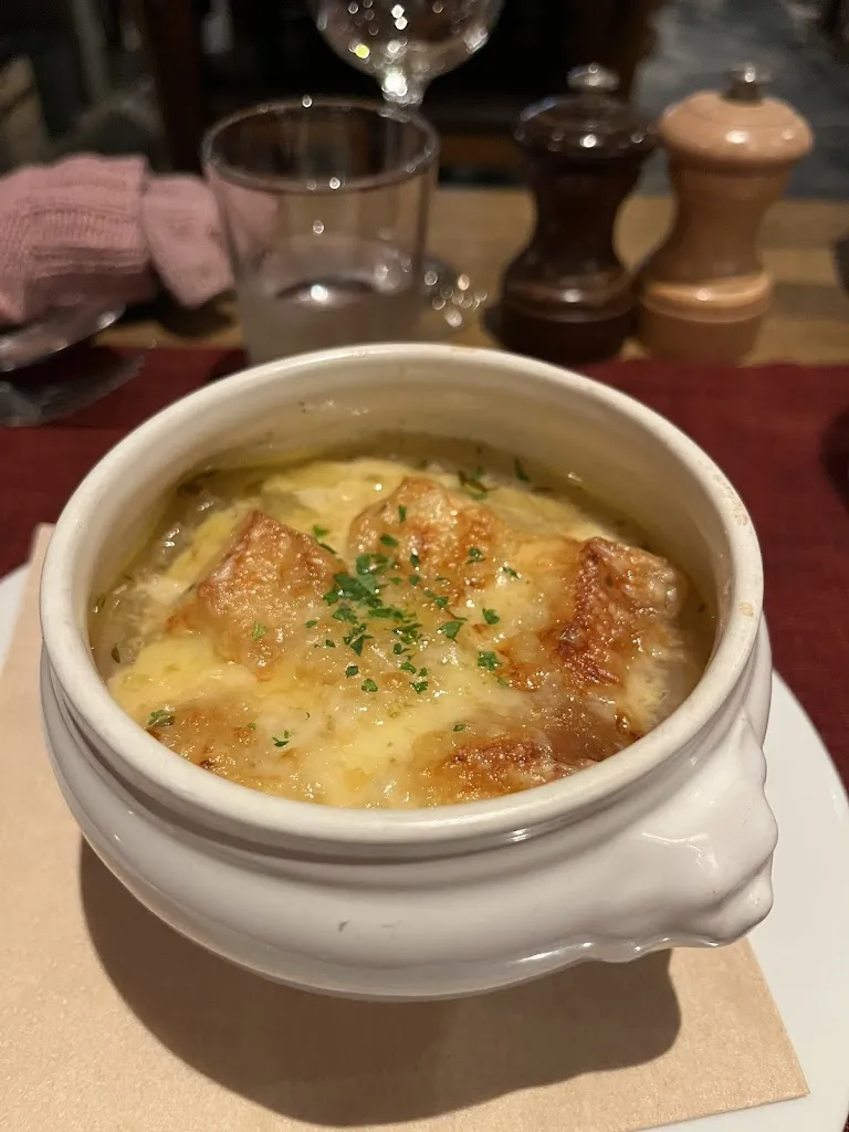 Chris Sansom-Ninnes_Aux Petits Oignons_Allues_review