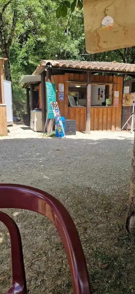 Jennifer Jeniale_Guinguette du Lac Caylus_Caylus_review