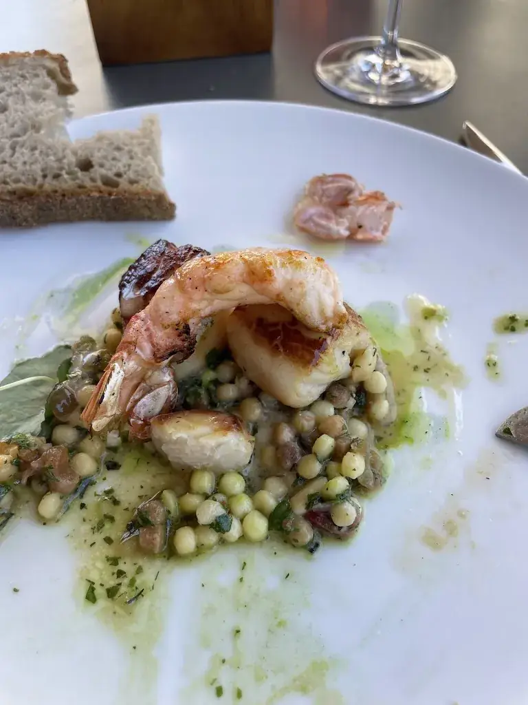 Helen Blackburn_Le Moulin de Varen_Varen_review