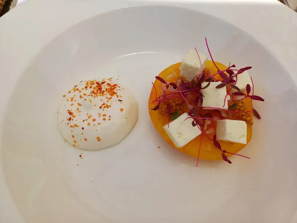 elaine kennell_Le Moulin de Varen_Varen_review