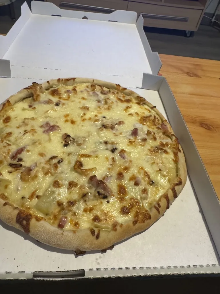 Mario Pizza_Caylus_slider_image_2