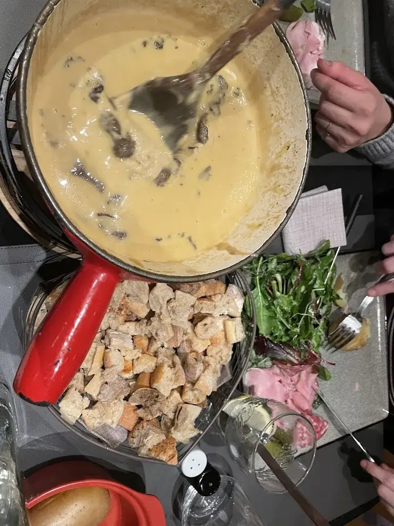 Jacquelina Garrido_Le Close-Up_73550_review