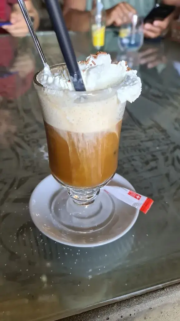 Menu_HR Giger - Bar & Museum_Gruyères_image_7