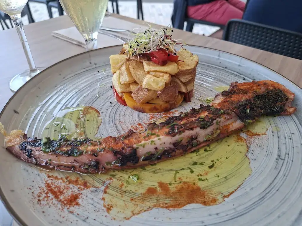 Menja i calla_Cerbère_slider_image_3