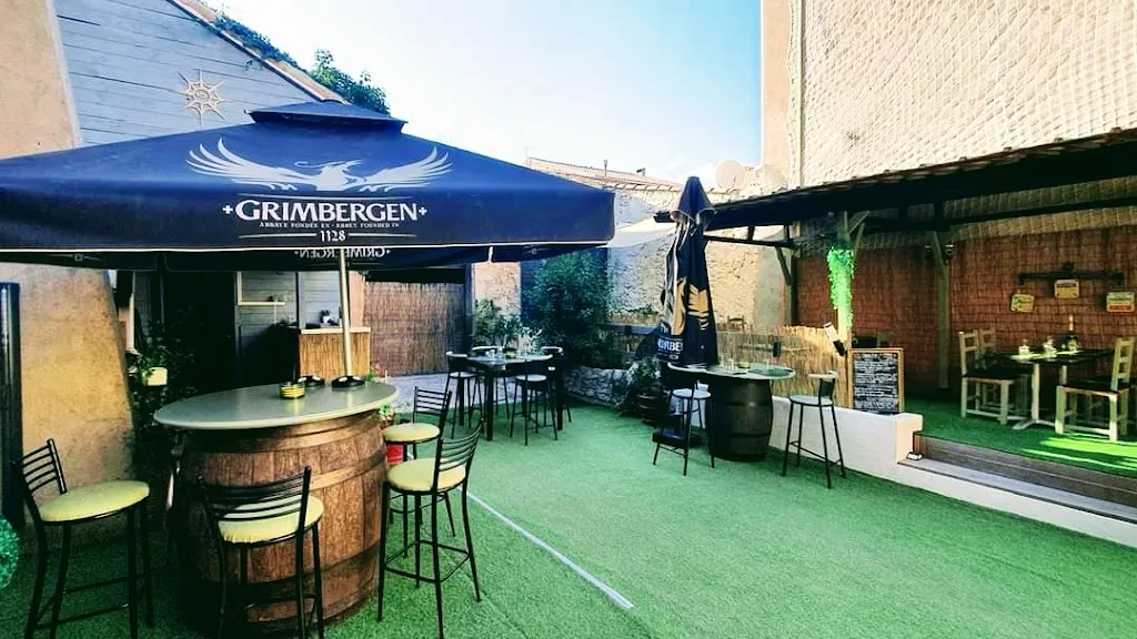 Au Caz Ou restaurant in Cazouls-lès-Béziers