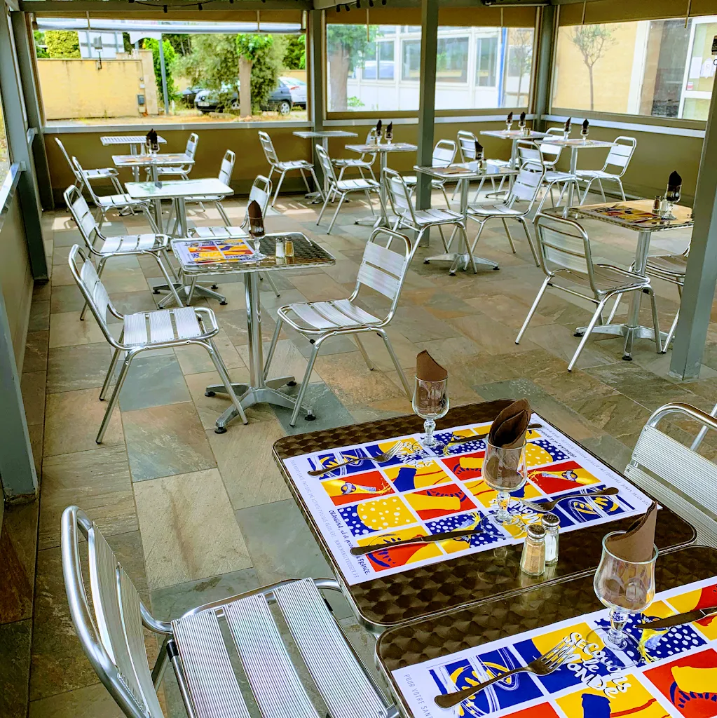 Restaurant Les Oliviers restaurant in Maureilhan