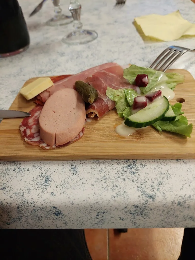 Restaurant Les Oliviers_Maureilhan_slider_image_2