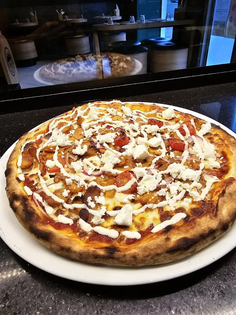 Pizzaloa restaurant in Murviel-lès-Béziers