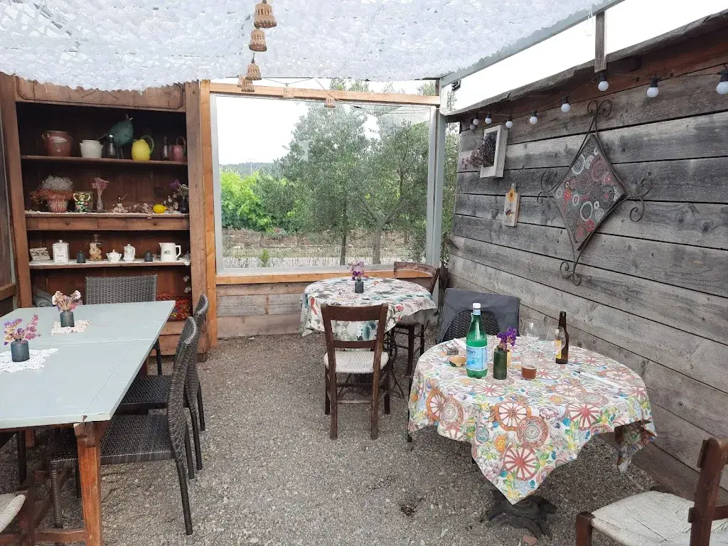 Òrt aux Serres de Cessenon restaurant in Cessenon-sur-Orb