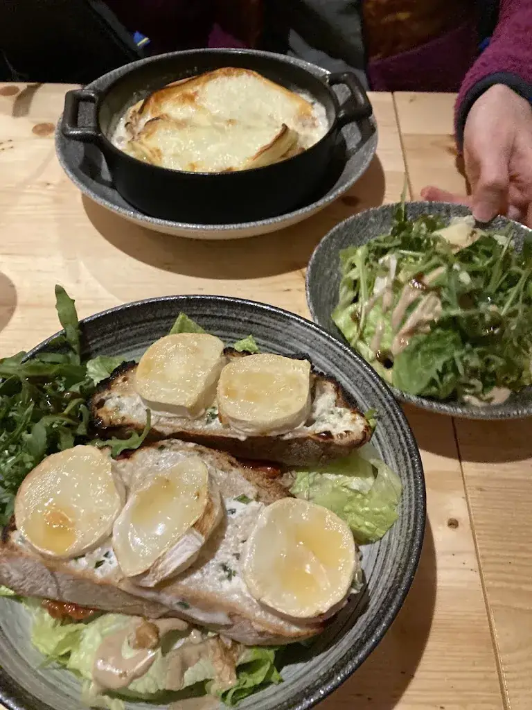 Bruce G_Restaurant La Galette_Allues_review