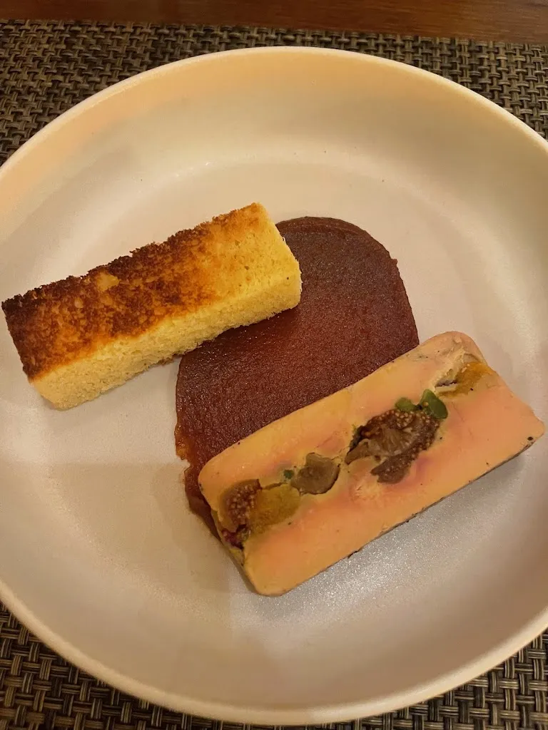 Iván_Le Resto du Savoy_Allues_review