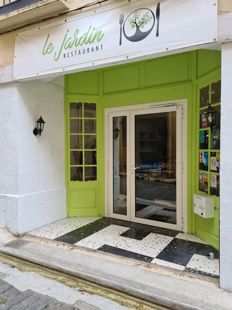 Le JARDIN Restaurant_Céret_slider_image_1