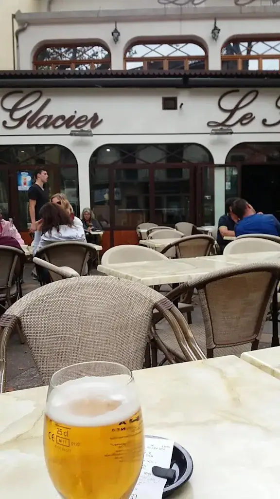 Le France_Céret_slider_image_2