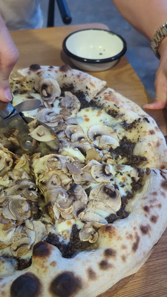 Le Pablo Resto-Bar_Céret_slider_image_2