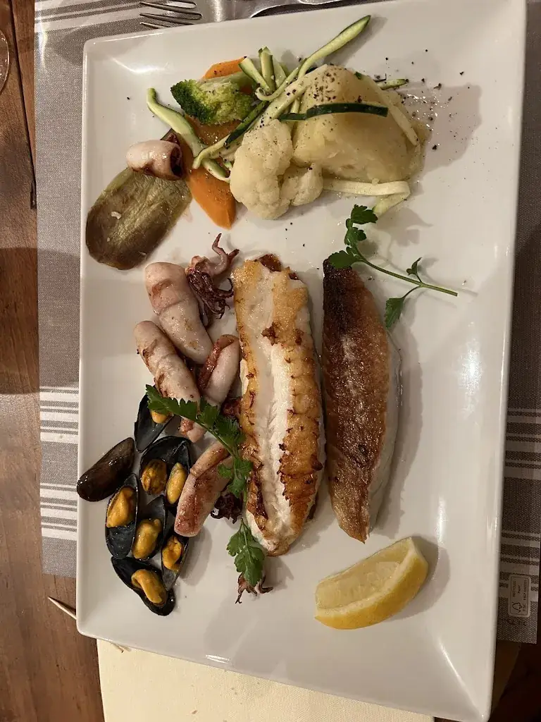 joy oh_Restaurant Del Bisbe_Céret_review