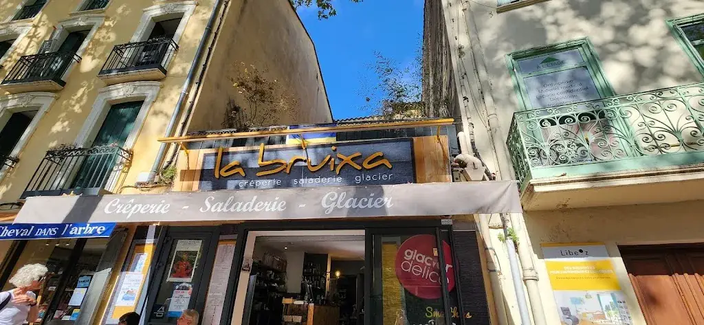 Justine Vild_La Bruixa_Céret_review