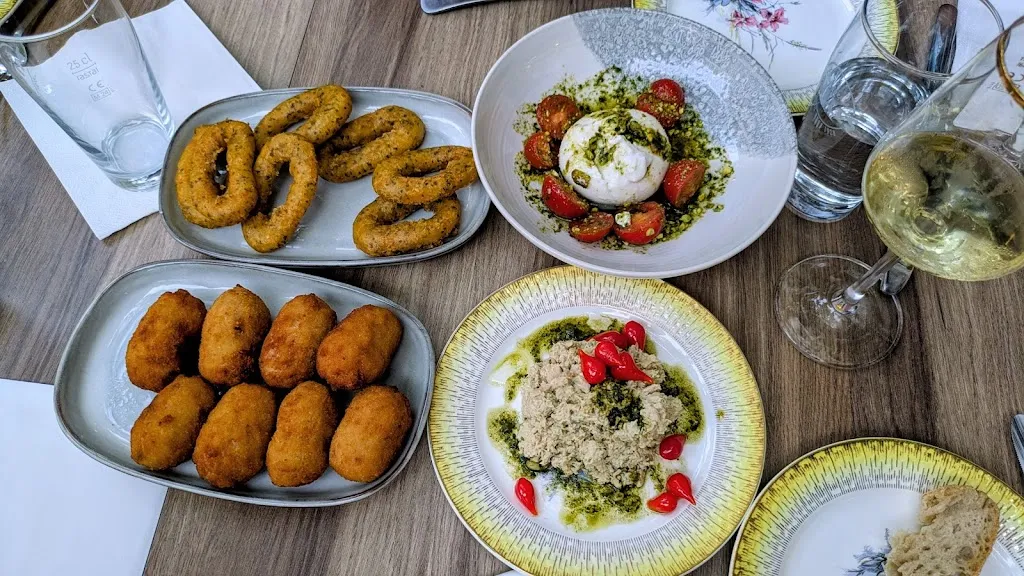 Le Quatre_Céret_slider_image_2