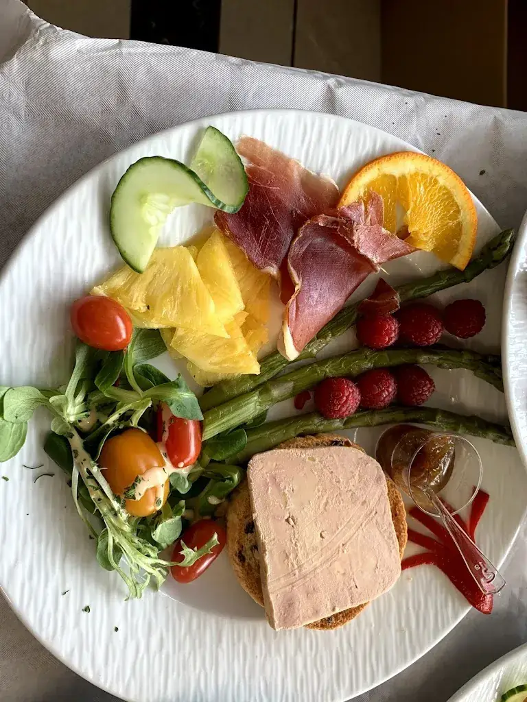 Menu_Restaurant Guy Molas_Céret_immagine_4