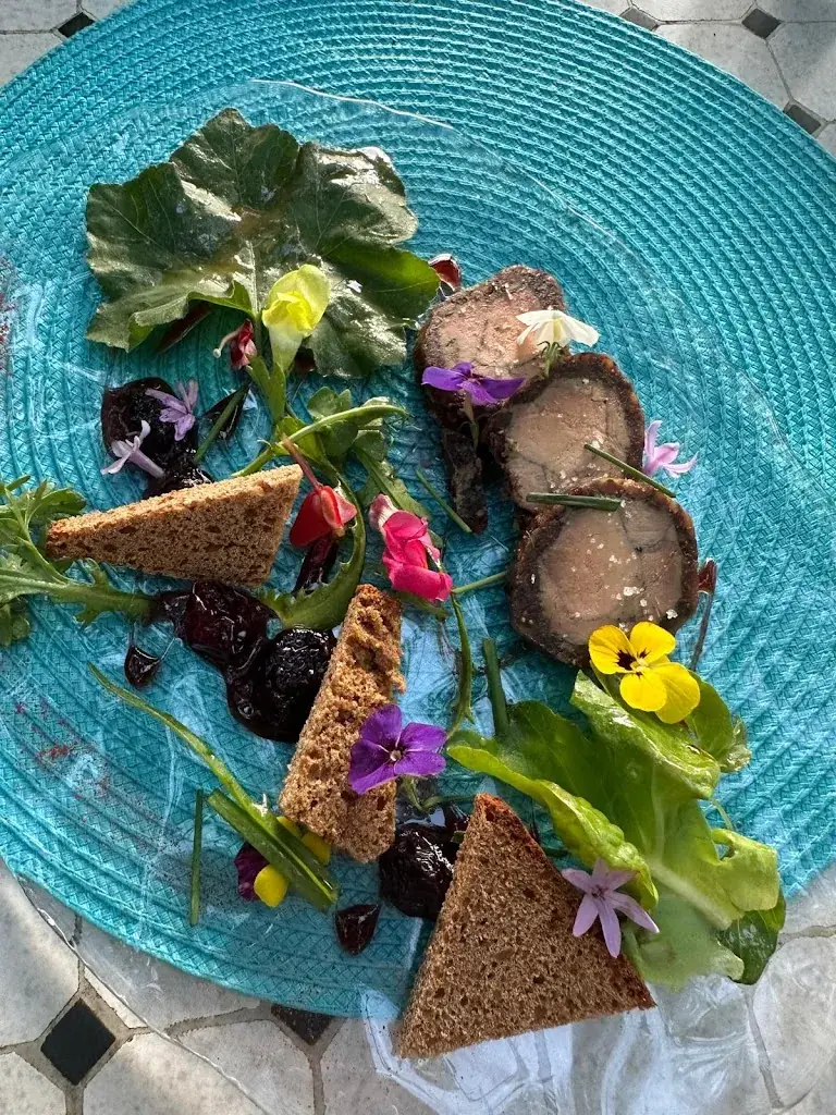 Natasha Mclean_La Dulcine_Reynès_review